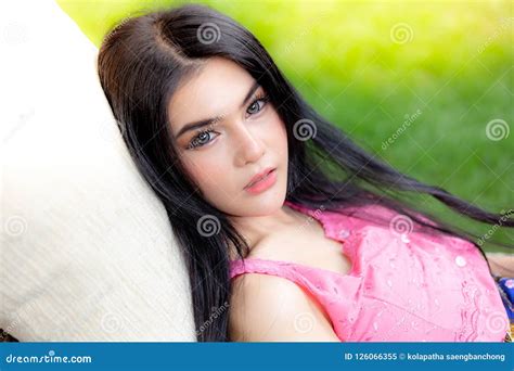 mujeres bonitas|2.389.807 Mulheres Bonitas Stock Photos, High